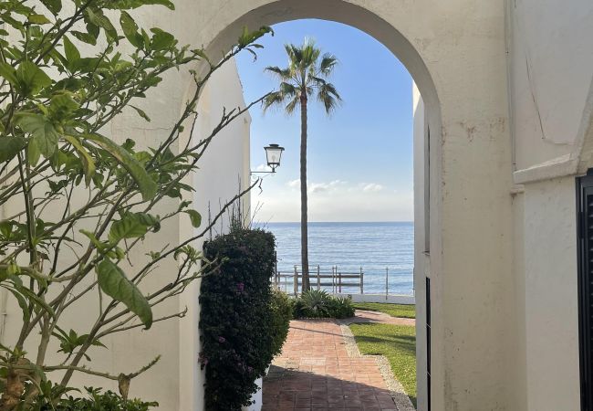 Casa en Mijas Costa - Casa de playa - Frente a la playa - Vistas al mar - 2 dormitorios - Dona Lola BEACH Resort - entre Marbella y La Cala de Mijas - Macarena - CS100 Casa en Mijas Costa - Casa de playa - Frente a la playa - Vistas al mar - 2 dormitorios - Dona Lola BEACH Resort - entre Marbella y La Cala de Mijas - Macarena - CS100
