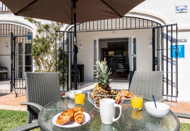 Casa en Mijas Costa - Casa de playa - Frente a la playa - Vistas al mar - 2 dormitorios - Dona Lola BEACH Resort - entre Marbella y La Cala de Mijas - Macarena - CS100 Casa en Mijas Costa - Casa de playa - Frente a la playa - Vistas al mar - 2 dormitorios - Dona Lola BEACH Resort - entre Marbella y La Cala de Mijas - Macarena - CS100