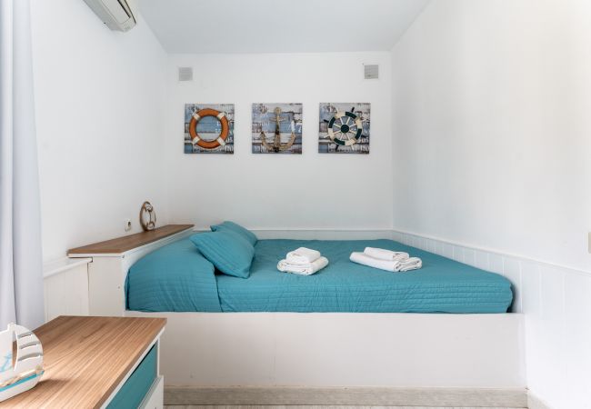 Apartamento en Mijas Costa - Duplex en la playa - Vista al mar - 2 dormitorios - Dona Lola BEACH Resort - entre Marbella y La Cala de Mijas - Micaela - CS148 Apartamento en Mijas Costa - Duplex en la playa - Vista al mar - 2 dormitorios - Dona Lola BEACH Resort - entre Marbella y La Cala de Mijas - Micaela - CS148