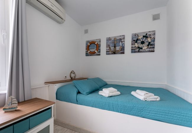 Apartamento en Mijas Costa - Duplex en la playa - Vista al mar - 2 dormitorios - Dona Lola BEACH Resort - entre Marbella y La Cala de Mijas - Micaela - CS148 Apartamento en Mijas Costa - Duplex en la playa - Vista al mar - 2 dormitorios - Dona Lola BEACH Resort - entre Marbella y La Cala de Mijas - Micaela - CS148