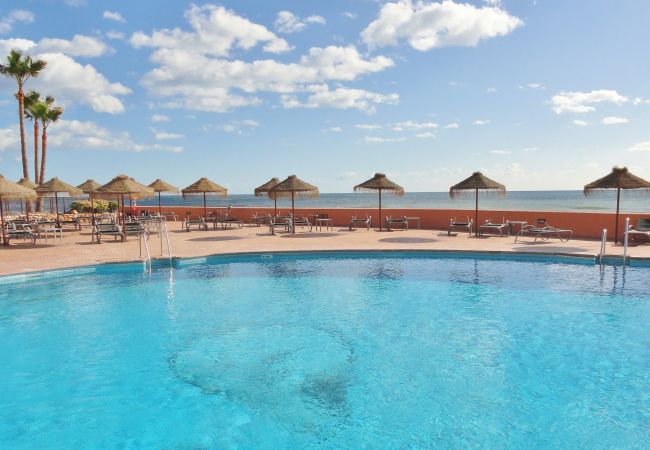 Casa en Mijas Costa - En la playa - Adosado con vista al mar - 2 dormitorios - Dona Lola BEACH Resort - entre Marbella y La Cala de Mijas - Sandra - CS111 Casa en Mijas Costa - En la playa - Adosado con vista al mar - 2 dormitorios - Dona Lola BEACH Resort - entre Marbella y La Cala de Mijas - Sandra - CS111