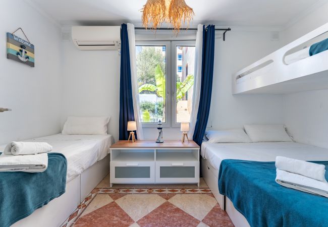 Casa en Mijas Costa - En la playa - Adosado con vista al mar - 2 dormitorios - Dona Lola BEACH Resort - entre Marbella y La Cala de Mijas - Sandra - CS111 Casa en Mijas Costa - En la playa - Adosado con vista al mar - 2 dormitorios - Dona Lola BEACH Resort - entre Marbella y La Cala de Mijas - Sandra - CS111