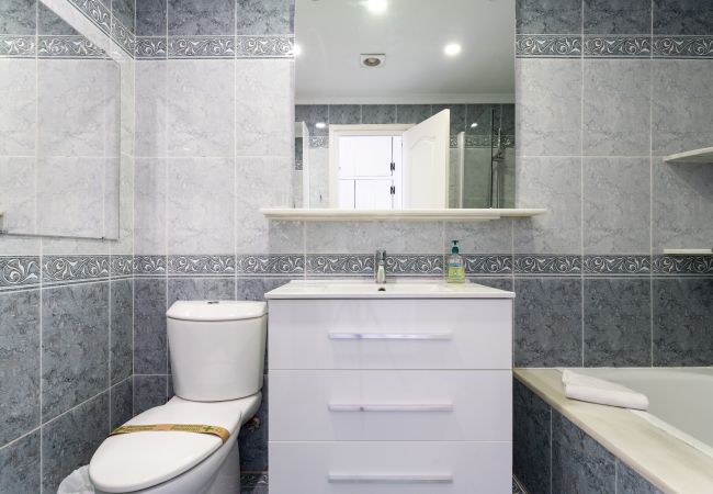 Casa en Mijas Costa - En la playa - Adosado con vista al mar - 2 dormitorios - Dona Lola BEACH Resort - entre Marbella y La Cala de Mijas - Sandra - CS111 Casa en Mijas Costa - En la playa - Adosado con vista al mar - 2 dormitorios - Dona Lola BEACH Resort - entre Marbella y La Cala de Mijas - Sandra - CS111