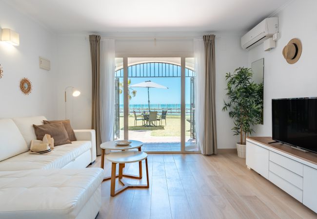 Casa en Mijas Costa - En la playa - Adosado con vista al mar - 2 dormitorios - Dona Lola BEACH Resort - entre Marbella y La Cala de Mijas - Sandra - CS111