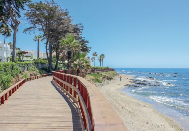 Apartamento en Mijas Costa - Encantadora propiedad frente a la playa de 2 dormitorios y 2 baños en Urb. Rocas del Mar, Riviera del Sol, entre Fuengirola y Marbella CS200 Apartamento en Mijas Costa - Encantadora propiedad frente a la playa de 2 dormitorios y 2 baños en Urb. Rocas del Mar, Riviera del Sol, entre Fuengirola y Marbella CS200
