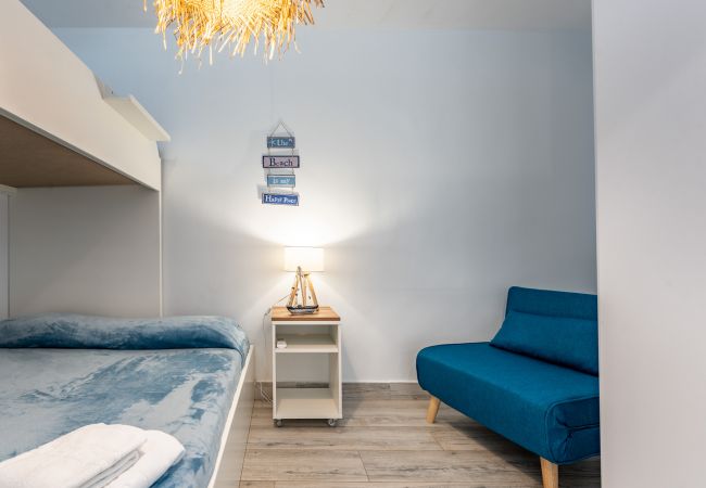 Apartamento en Mijas Costa - Encantadora propiedad frente a la playa de 2 dormitorios y 2 baños en Urb. Rocas del Mar, Riviera del Sol, entre Fuengirola y Marbella CS200 Apartamento en Mijas Costa - Encantadora propiedad frente a la playa de 2 dormitorios y 2 baños en Urb. Rocas del Mar, Riviera del Sol, entre Fuengirola y Marbella CS200