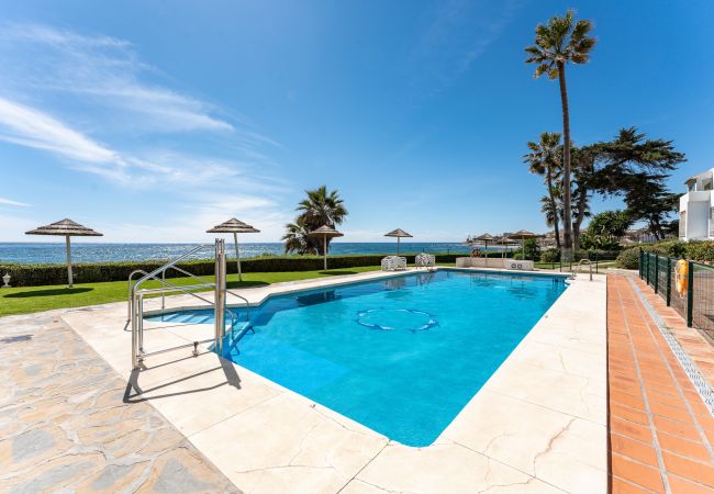 Apartamento en Mijas Costa - Encantadora propiedad frente a la playa de 2 dormitorios y 2 baños en Urb. Rocas del Mar, Riviera del Sol, entre Fuengirola y Marbella CS200 Apartamento en Mijas Costa - Encantadora propiedad frente a la playa de 2 dormitorios y 2 baños en Urb. Rocas del Mar, Riviera del Sol, entre Fuengirola y Marbella CS200