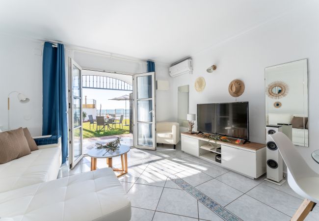 Casa en Mijas Costa - Casa de playa - Frente al mar - Vistas al mar - 2 dormitorios - Doña Lola BEACH Resort - entre Marbella y La Cala de Mijas - Macarena - CS183 Casa en Mijas Costa - Casa de playa - Frente al mar - Vistas al mar - 2 dormitorios - Doña Lola BEACH Resort - entre Marbella y La Cala de Mijas - Macarena - CS183