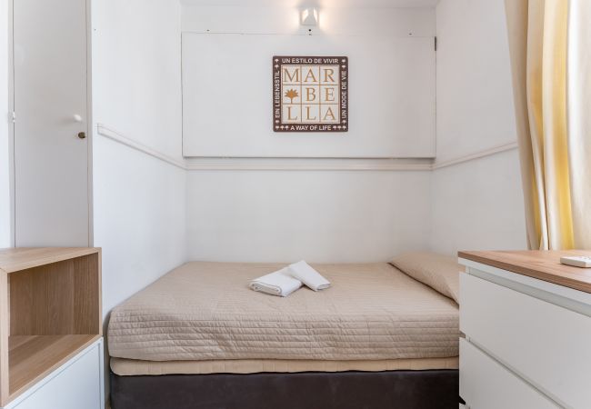 Apartamento en Mijas Costa - Dúplex en primera línea de playa - Vistas a la playa - 2 dormitorios - Dona Lola BEACH Resort - entre Marbella y La Cala de Mijas - Micaela - CS199 Apartamento en Mijas Costa - Dúplex en primera línea de playa - Vistas a la playa - 2 dormitorios - Dona Lola BEACH Resort - entre Marbella y La Cala de Mijas - Micaela - CS199