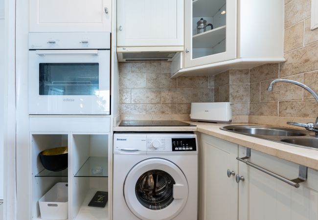 Apartamento en Mijas Costa - Dúplex en primera línea de playa - Vistas a la playa - 2 dormitorios - Dona Lola BEACH Resort - entre Marbella y La Cala de Mijas - Micaela - CS199 Apartamento en Mijas Costa - Dúplex en primera línea de playa - Vistas a la playa - 2 dormitorios - Dona Lola BEACH Resort - entre Marbella y La Cala de Mijas - Micaela - CS199