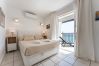 Apartamento en Mijas Costa - Dúplex en primera línea de playa - Vistas a la playa - 2 dormitorios - Dona Lola BEACH Resort - entre Marbella y La Cala de Mijas - Micaela - CS199 Apartamento en Mijas Costa - Dúplex en primera línea de playa - Vistas a la playa - 2 dormitorios - Dona Lola BEACH Resort - entre Marbella y La Cala de Mijas - Micaela - CS199