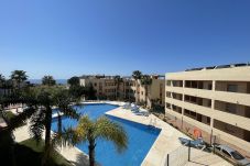 Piscina. Vistas al mar. Riviera del Sol. Mijas Costa. Costa del Sol