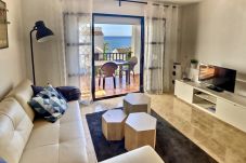 Apartamento en Mijas Costa - Alojamiento   vacacional cerca de la playa ubicado dentro del complejo  Doña Lola Marianne CS102