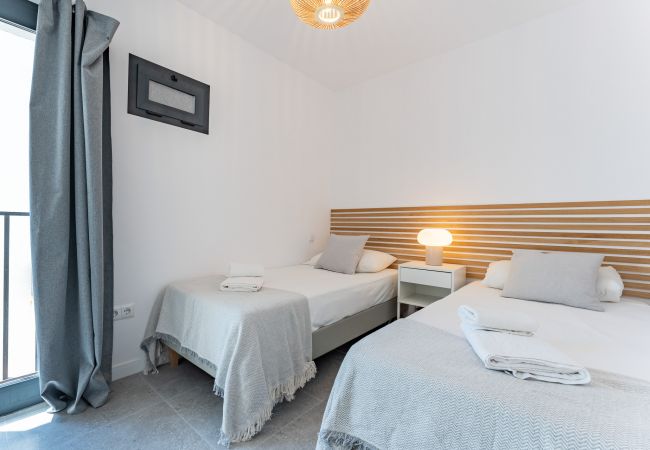 Apartamento en Mijas Costa - CS261 Doña Lola Renata - Impresionante apartamento de 2 dormitorios en primera línea de playa, Calahonda, Mijas Costa Apartamento en Mijas Costa - CS261 Doña Lola Renata - Impresionante apartamento de 2 dormitorios en primera línea de playa, Calahonda, Mijas Costa