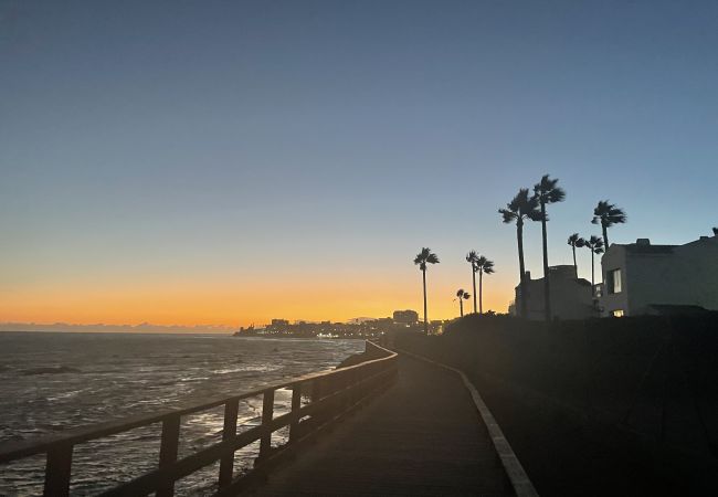 Apartamento en Mijas Costa - CS261 Doña Lola Renata - Impresionante apartamento de 2 dormitorios en primera línea de playa, Calahonda, Mijas Costa Apartamento en Mijas Costa - CS261 Doña Lola Renata - Impresionante apartamento de 2 dormitorios en primera línea de playa, Calahonda, Mijas Costa