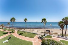 Apartamento en Mijas Costa - CS261 Doña Lola Renata - Impresionante apartamento de 2 dormitorios en primera línea de playa, Calahonda, Mijas Costa