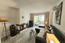 Apartamento en Mijas Costa - Bonito apartamento. Complejo en primera linea de playa CS210