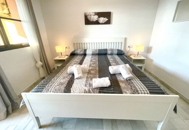 Chambre principale. Doña Lola. Mijas costa Chambre principale. Calahonda. Costa del Sol