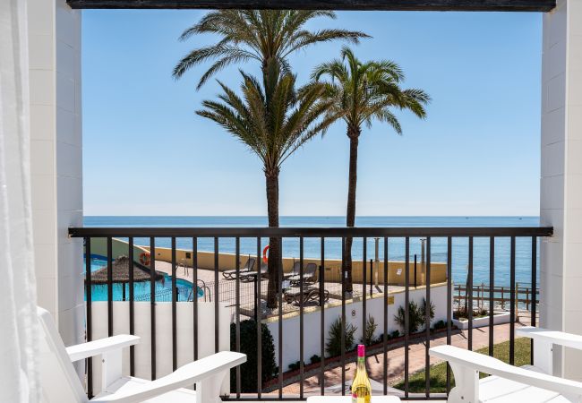 Maison à Mijas Costa - Maison de PLAGE - Front de MER - Vue Mer - Dona Lola BEACH Resort - entre MARBELLA et La Cala de MIJAS - Ref. CS100 Maison à Mijas Costa - Maison de PLAGE - Front de MER - Vue Mer - Dona Lola BEACH Resort - entre MARBELLA et La Cala de MIJAS - Ref. CS100