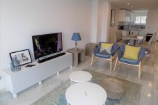 Appartement à Mijas Costa - CS126 Fantastique appartement de 2 chambres et 2 salles de bain situé dans le complex en première ligne de plage de Playa Lucera, entre Fuengirola et Marbella