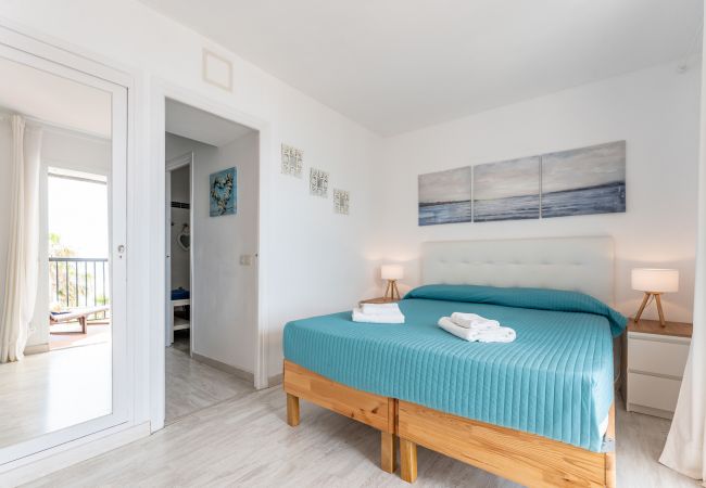 Appartement à Mijas Costa - Duplex sur la plage -  Vue Mer - 2 chambres - Dona Lola BEACH Resort - entre Marbella et La Cala de Mijas - Micaela - CS148 Appartement à Mijas Costa - Duplex sur la plage -  Vue Mer - 2 chambres - Dona Lola BEACH Resort - entre Marbella et La Cala de Mijas - Micaela - CS148