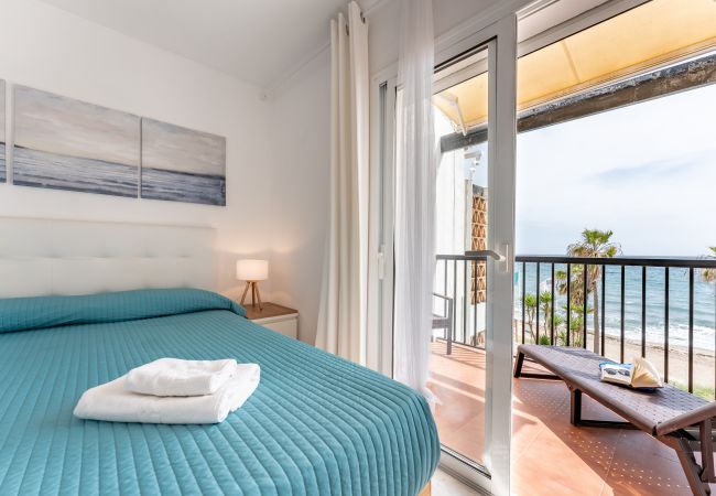 Appartement à Mijas Costa - Duplex sur la plage -  Vue Mer - 2 chambres - Dona Lola BEACH Resort - entre Marbella et La Cala de Mijas - Micaela - CS148 Appartement à Mijas Costa - Duplex sur la plage -  Vue Mer - 2 chambres - Dona Lola BEACH Resort - entre Marbella et La Cala de Mijas - Micaela - CS148