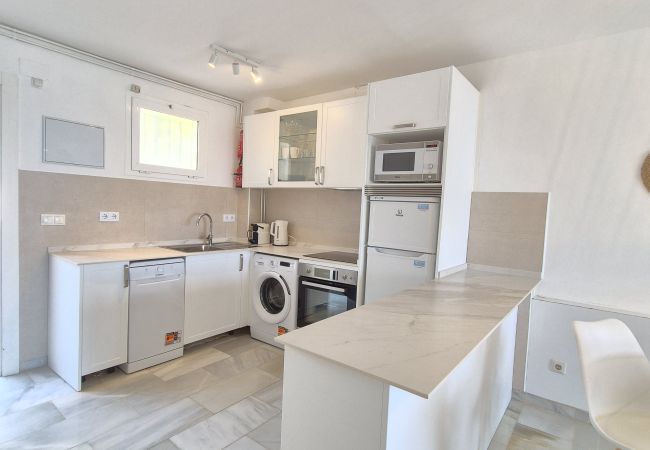 Appartement à Mijas Costa - Duplex sur la plage -  Vue Mer - 2 chambres - Dona Lola BEACH Resort - entre Marbella et La Cala de Mijas - Micaela - CS148 Appartement à Mijas Costa - Duplex sur la plage -  Vue Mer - 2 chambres - Dona Lola BEACH Resort - entre Marbella et La Cala de Mijas - Micaela - CS148