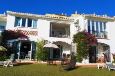 Maison à Mijas Costa - Maison de PLAGE - Front de MER - Vue MER - Dona Lola BEACH Resort - entre MARBELLA et La Cala de MIJAS - 2 chambres - Ref. CS111