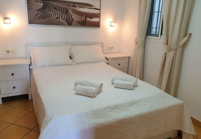 Appartement à Mijas Costa - CS155 Appartement de 1 chambre  en rez de jardin avec style andalou situé en première ligne de la plage de Calahonda - Mijas Costa Appartement à Mijas Costa - CS155 Appartement de 1 chambre  en rez de jardin avec style andalou situé en première ligne de la plage de Calahonda - Mijas Costa