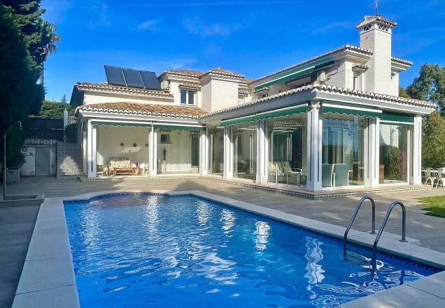 Chalet à Mijas Costa - Villa privée avec piscine près de La Cala de Mijas – Riviera del Sol CS185