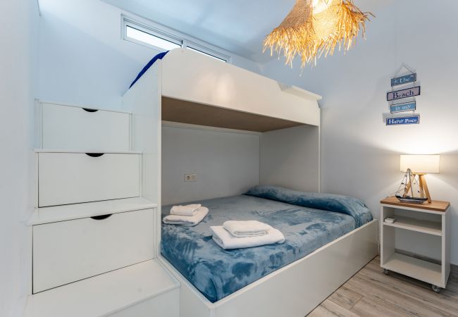 Appartement à Mijas Costa - Propriété en Front de Mer - Accès direct à la plage - entre MARBELLA et La Cala de Mijas - 2 chambres + 2 salles de bain - CS200 Appartement à Mijas Costa - Propriété en Front de Mer - Accès direct à la plage - entre MARBELLA et La Cala de Mijas - 2 chambres + 2 salles de bain - CS200