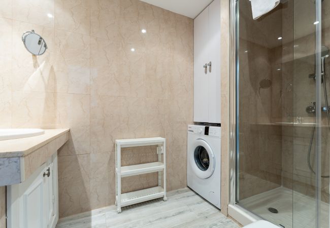 Appartement à Mijas Costa - Propriété en Front de Mer - Accès direct à la plage - entre MARBELLA et La Cala de Mijas - 2 chambres + 2 salles de bain - CS200 Appartement à Mijas Costa - Propriété en Front de Mer - Accès direct à la plage - entre MARBELLA et La Cala de Mijas - 2 chambres + 2 salles de bain - CS200