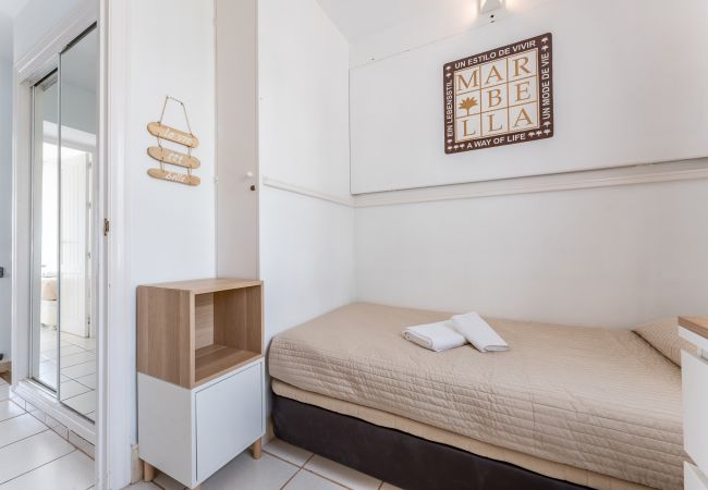 Appartement à Mijas Costa - Front de MER - Duplex Vue PLAGE - Dona Lola BEACH Resort - entre MARBELLA et La Cala de MIJAS - 2 chambre - Ref. CS199 Appartement à Mijas Costa - Front de MER - Duplex Vue PLAGE - Dona Lola BEACH Resort - entre MARBELLA et La Cala de MIJAS - 2 chambre - Ref. CS199