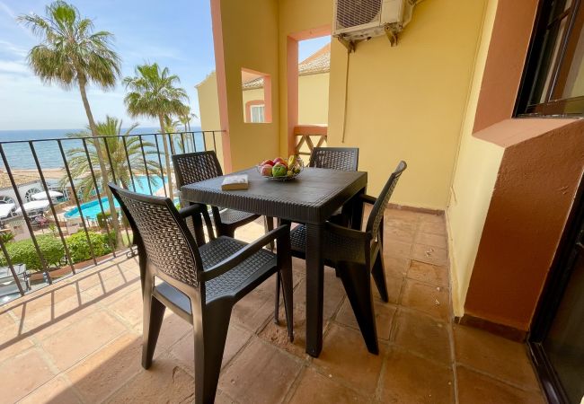 Apartment in Mijas Costa - CS197 Charming 2 bedroom flat with sea views - Dona Lola Claudia, Calahonda, Costa del Sol Apartment in Mijas Costa - CS197 Charming 2 bedroom flat with sea views - Dona Lola Claudia, Calahonda, Costa del Sol