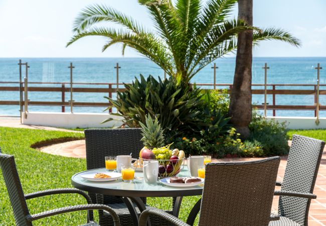 House in Mijas Costa - Beach front house - Full SEA View - Dona Lola BEACH Resort - Between MARBELLA and La Cala de Mijas - 2 bedrooms - CS120 House in Mijas Costa - Beach front house - Full SEA View - Dona Lola BEACH Resort - Between MARBELLA and La Cala de Mijas - 2 bedrooms - CS120