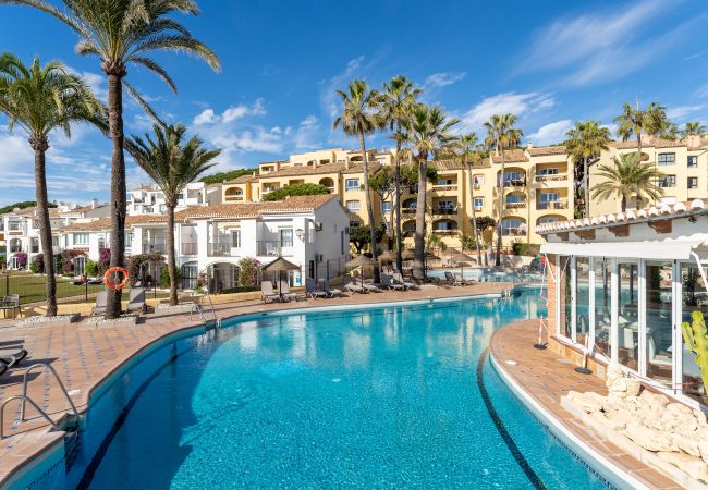 House in Mijas Costa - Beach front house - Full SEA View - Dona Lola BEACH Resort - Between MARBELLA and La Cala de Mijas - 2 bedrooms - CS120 House in Mijas Costa - Beach front house - Full SEA View - Dona Lola BEACH Resort - Between MARBELLA and La Cala de Mijas - 2 bedrooms - CS120