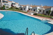 Pool. Front line beach complex. Calahonda. Mijas Costa. Costa del Sol