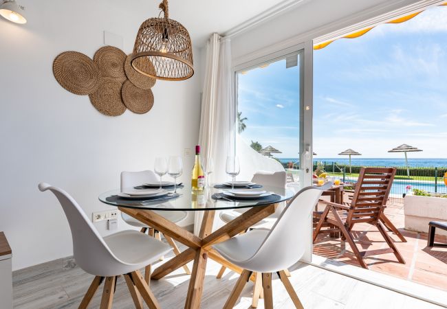 Apartment in Mijas Costa - BEACH Front property - SEA view - between MARBELLA and La Cala de Mijas - 2 bed. 2 bath. - Rocas del Mar - Riviera del Sol - Ref. CS200 Apartment in Mijas Costa - BEACH Front property - SEA view - between MARBELLA and La Cala de Mijas - 2 bed. 2 bath. - Rocas del Mar - Riviera del Sol - Ref. CS200