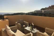 Apartment in Mijas Costa - Beautiful, spacious penthouse. Princess Park. Sitio de Calahonda, between Fuengirola and Marbella. Costa del Sol. CS251
