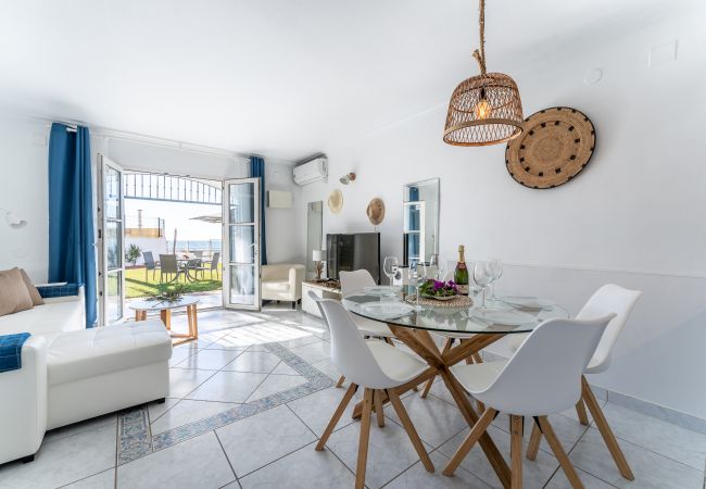 House in Mijas Costa - Front BEACH house - Full SEA view - Dona Lola BEACH Resort - between MARBELLA and La Cala de Mijas - 2 bedrooms - Ref.: CS183 House in Mijas Costa - Front BEACH house - Full SEA view - Dona Lola BEACH Resort - between MARBELLA and La Cala de Mijas - 2 bedrooms - Ref.: CS183