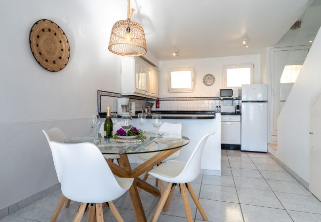 House in Mijas Costa - Front BEACH house - Full SEA view - Dona Lola BEACH Resort - between MARBELLA and La Cala de Mijas - 2 bedrooms - Ref.: CS183 House in Mijas Costa - Front BEACH house - Full SEA view - Dona Lola BEACH Resort - between MARBELLA and La Cala de Mijas - 2 bedrooms - Ref.: CS183