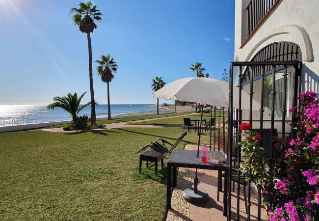  in Mijas Costa - Front BEACH house - Full SEA view - Dona Lola BEACH Resort - between MARBELLA and La Cala de Mijas - 2 bedrooms - Ref.: CS183