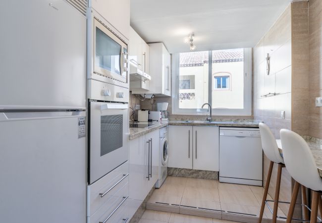 Kitchen. Independent. Modern. Doña Lola. Calahonda Kitchen. Independent. Modern. Doña Lola. Calahonda. La Cala de Mijas. Marbella. Costa del Sol