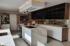 Independent kitchen. Modern. Benalmadena Pueblo. Malaga. Costa del Sol