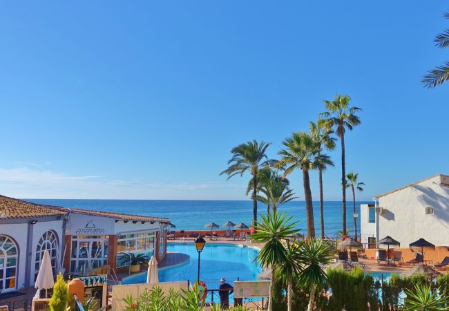 Apartment in Mijas Costa - Holiday accommodation near the beach located within the complex Doña Lola Marianne CS102 Apartment in Mijas Costa - Holiday accommodation near the beach located within the complex Doña Lola Marianne CS102