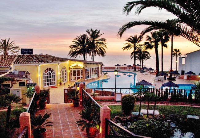 Apartment in Mijas Costa - Holiday accommodation near the beach located within the complex Doña Lola Marianne CS102 Apartment in Mijas Costa - Holiday accommodation near the beach located within the complex Doña Lola Marianne CS102