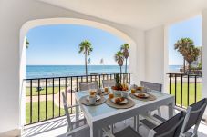 Apartment in Mijas Costa - CS261 Doña Lola Renata - Stunning 2 bedroom frontline beach apartment, Calahonda, Mijas Costa